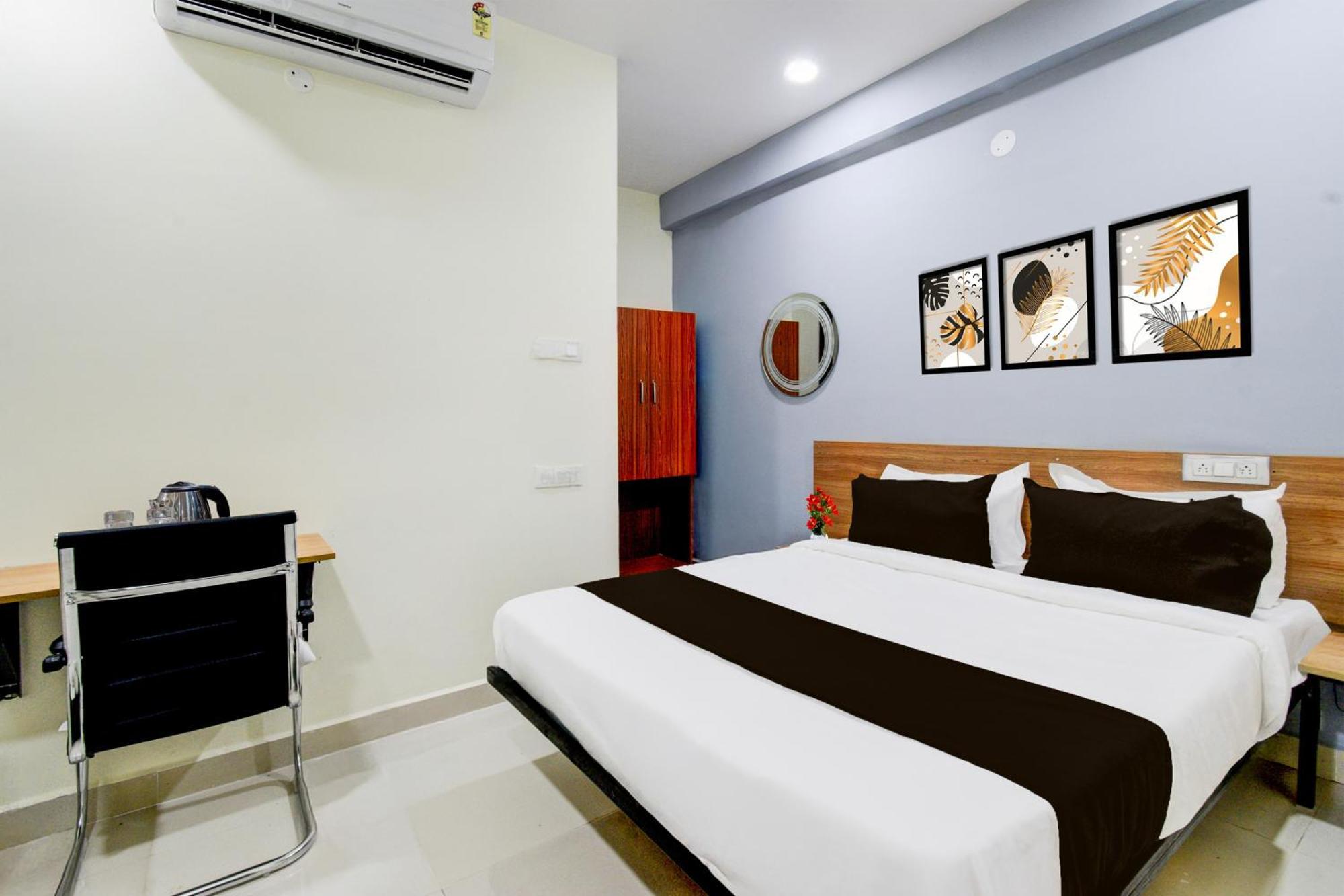 Super Townhouse Kukatpally North Formerly Munagala Arcade Hyderabad Ngoại thất bức ảnh