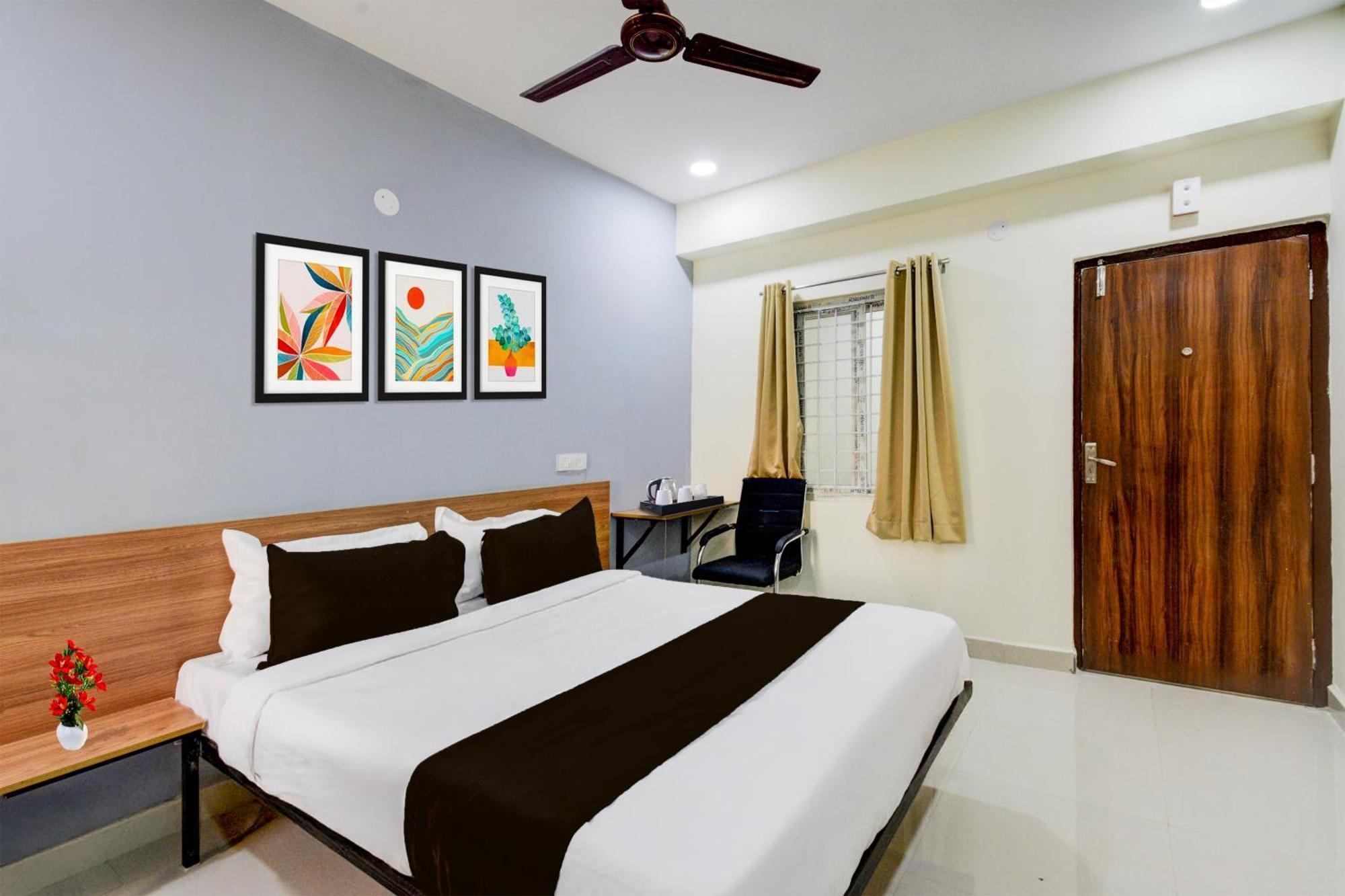 Super Townhouse Kukatpally North Formerly Munagala Arcade Hyderabad Ngoại thất bức ảnh