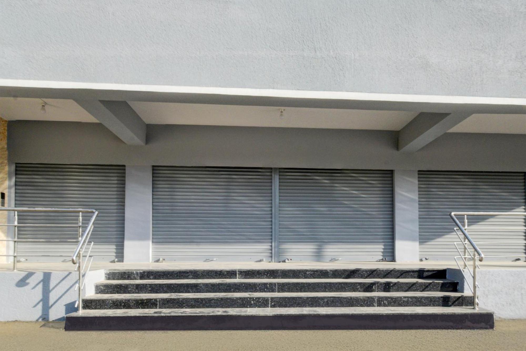 Super Townhouse Kukatpally North Formerly Munagala Arcade Hyderabad Ngoại thất bức ảnh