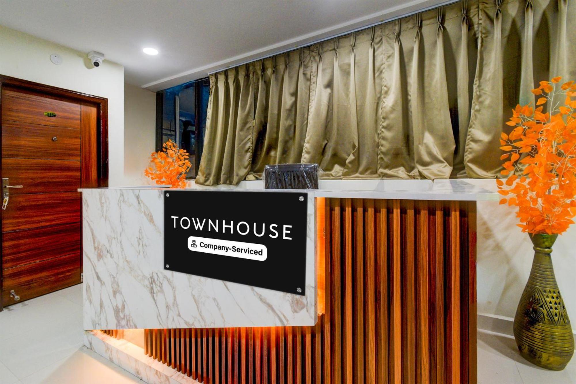Super Townhouse Kukatpally North Formerly Munagala Arcade Hyderabad Ngoại thất bức ảnh